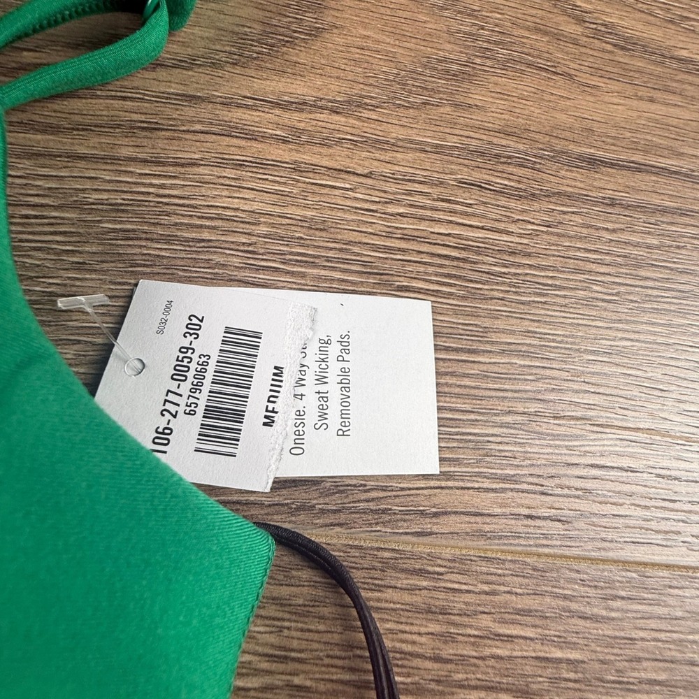 Abercrombie & Fitch YPB Hybrid Flyaway Onesie Romper Size M NEW Green Sporty - Picture 13 of 16